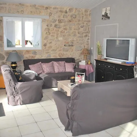 Holiday home Tourete 1