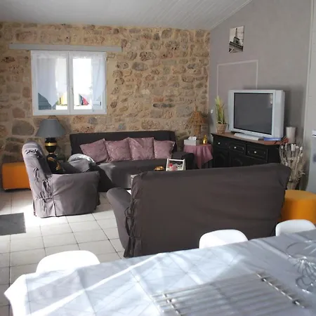 Holiday home Tourete 1